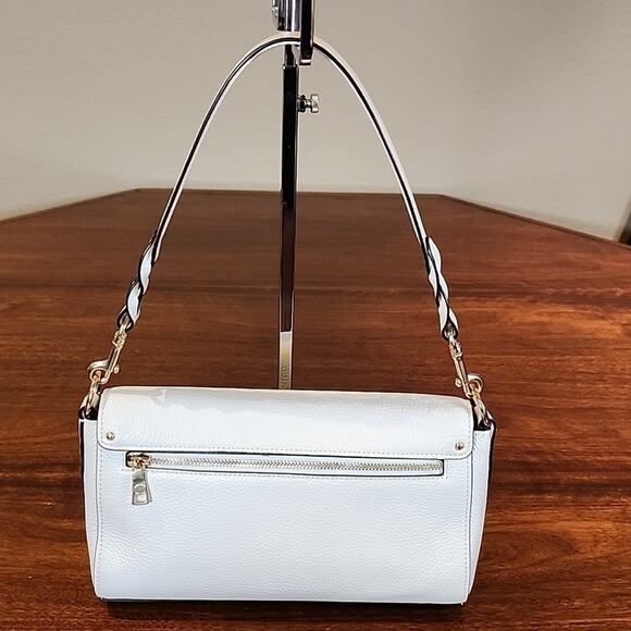 Coach Signature Canvas & White Leather Shoulder Bag – Gold Hardware.  Luxury - Picture 11 of 14